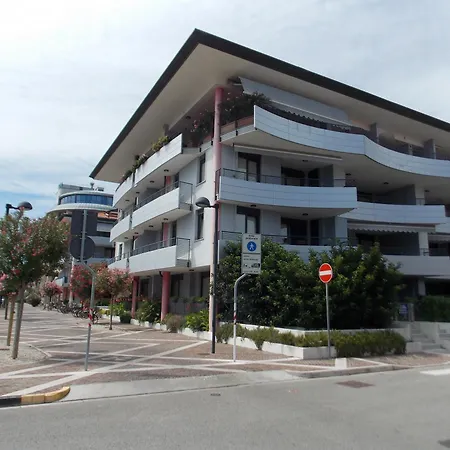 Costa Azzurra Beach Apartments * Grado