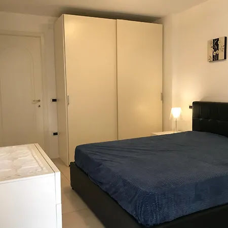 Costa Azzurra Beach Apartments Grado